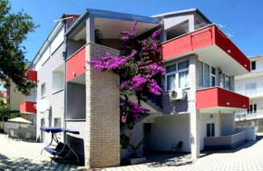 Apartments Ines Makarska